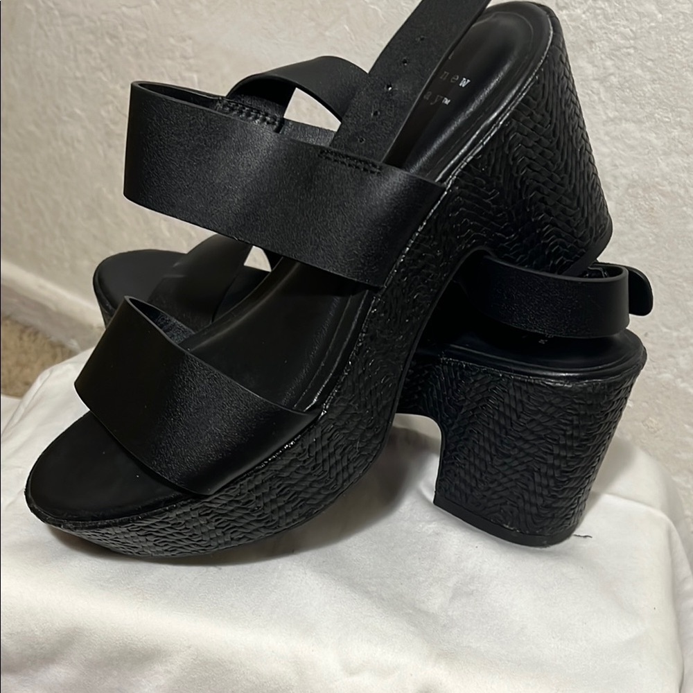 A New Day Black Chunky Platform Sandals with Slingback - Picture 3 of 5